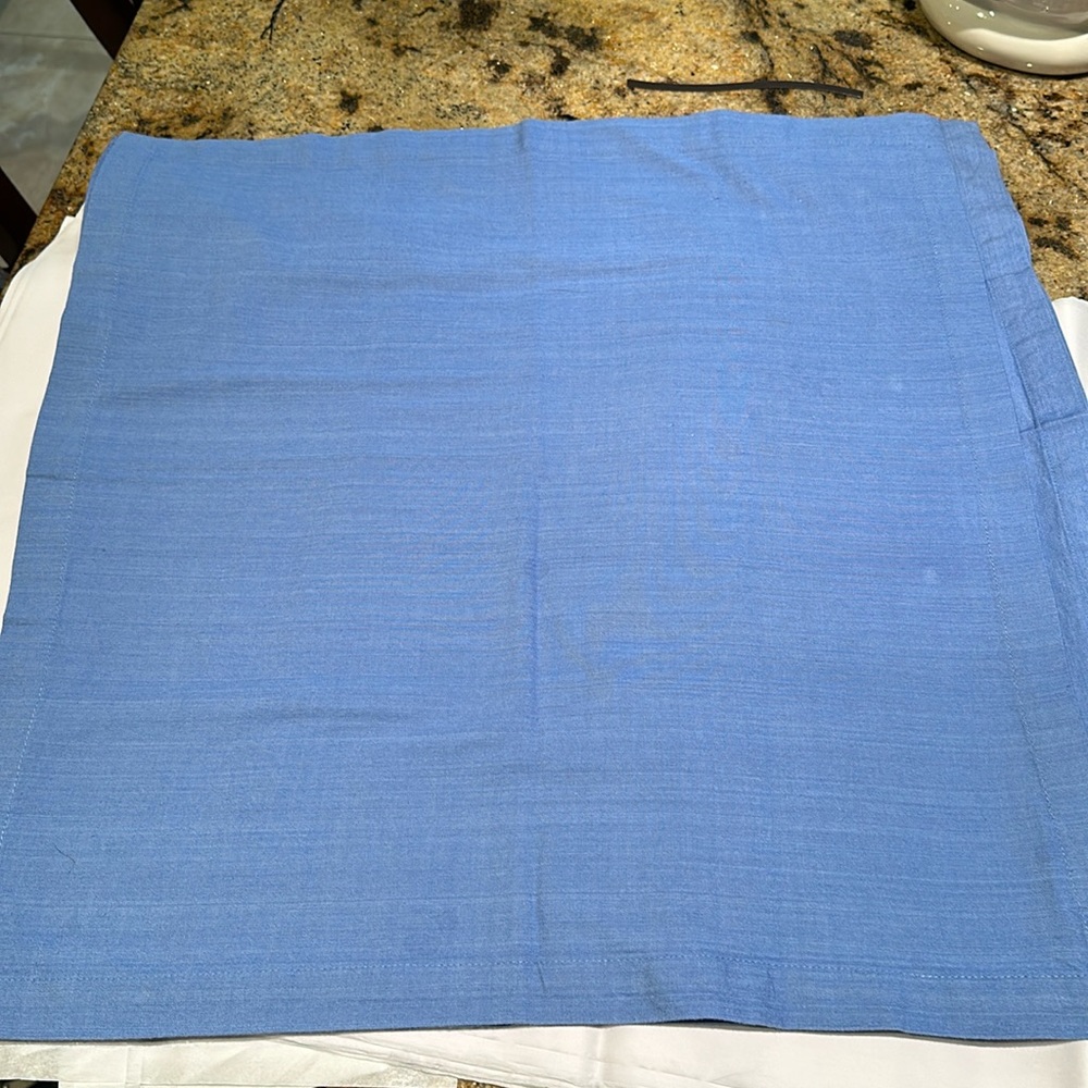 Crate & Barrel Linden napkins, set of 4